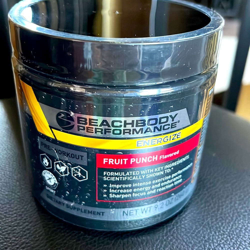 Beachbody ENERGIZE Fruit Punch. Sealed brand new.  FREE SHIPPING